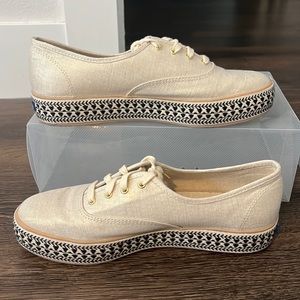 NEVER WORN! Keds sneakers womens size 8
